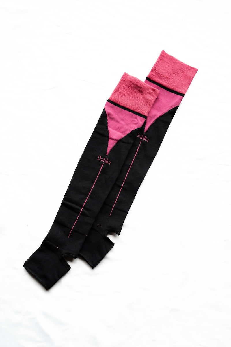 新体操 レッグウォーマー｜ライン入りデザイン – Dahlia