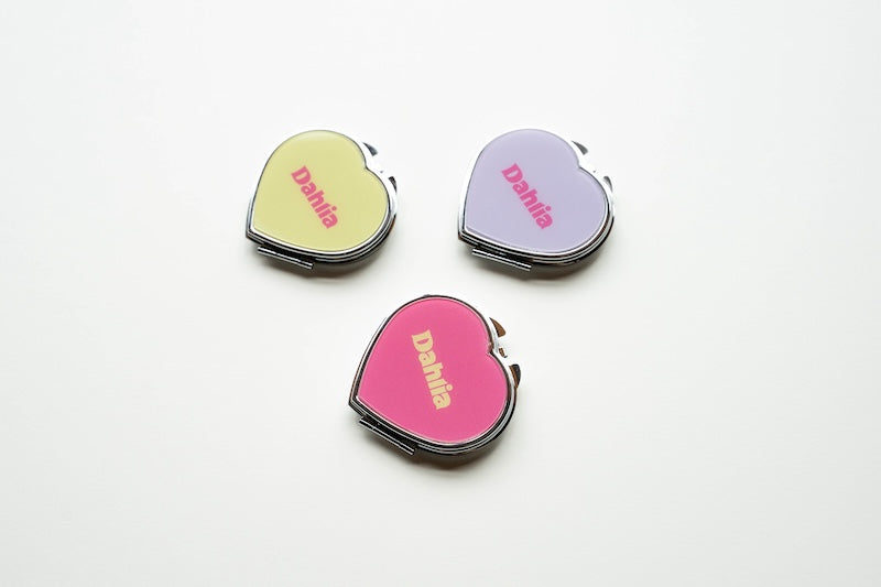 Dahlia オリジナルハンドミラー｜拡大鏡付き・ハート柄デザイン